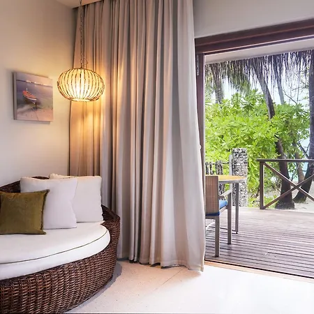 Taj Coral Reef Resort & Spa,Maldives Hembadhu Island Room photo